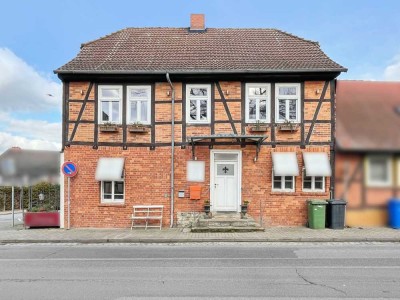 Restaurant mit Beherbergung oder Wohnhaus nach Umnutzung in Rennau