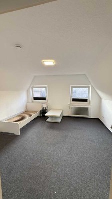 Zimmer in 4rer WG