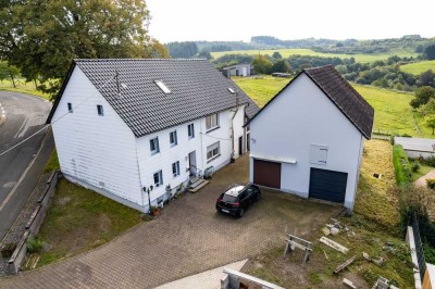 ***Schön gelegenes, renoviertes Bauernhaus mit Nebengebäude***