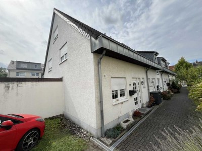 Bergisch Gladbach - Gronau: Reihenendhaus mit Garage in beliebter Lage