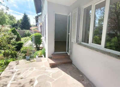 Schöne, sonnige 3-Zimmer-EG-Wohnung mit Terrasse, Garten und Garage in VS-Schwenningen