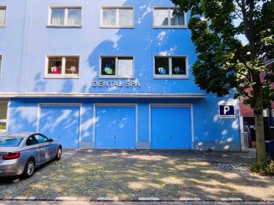 Garage mit (169 €) oder ohne (89€) Stellplatz / im Wasserviertel zw. Innenhafen & Innenstadt