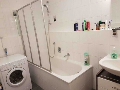 Charmante 1-Zimmer Wohnung im 2. OG mit Garage in Meitingen
