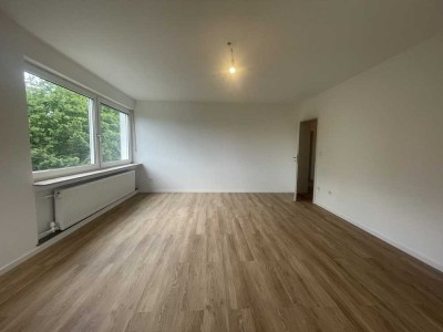 Modernes Wohnen über den Dächern von Bogenhausen- 4-Zimmer-Wohnung nach Komplettsanierung!