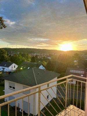 Helle, stilvolle 2-Zimmerwohnung mit Aussicht, Erstbezug nach Sanierung