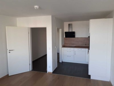 Moderne 1-Zimmer-Wohnung mit Balkon und Einbauküche
