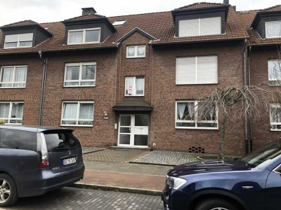 Ansprechende 3,5-Zimmer-Maisonette-Wohnung mit Balkon in Oberhausen-Holten