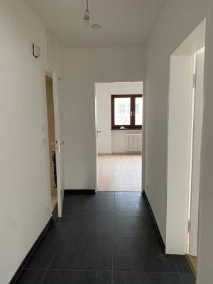 Stilvolle, sanierte 3-Zimmer-Wohnung  mit Balkon in Mannheim-Feudenheim