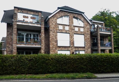 Gepflegte 3-Zimmer-Wohnung mit  Einbauküche und Balkon in Schwalmtal-Waldniel