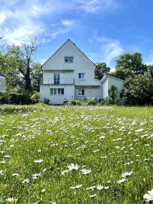 Überaus charmante 2-Zimmer Dachgeschosswohnung für Einzelperson