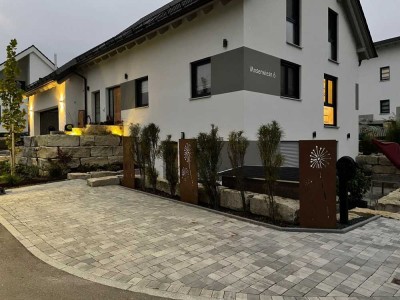 Exklusive Einliegerwohnung mit großer Terrasse, Wallboxen & hochwertiger Ausstattung – ab 01.09.