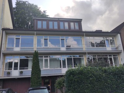 ruhige Dachgeschosswohnung nahe Forstbaumschule