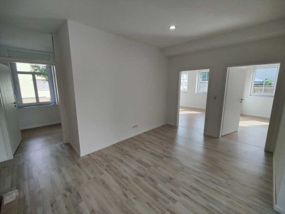4 großzügige Zimmer + Küche + Bad + Gäste-WC + Diele/Esszimmer in 39397 KROPPENSTEDT / BÖRDE