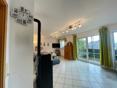Familienfreundliches Zuhause mit Balkon, Terrasse und Weitblick