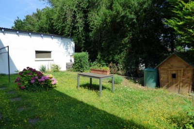 2-Familienhaus in beliebter und zentraler Lage mit Garage in Bietigheim-Bissingen