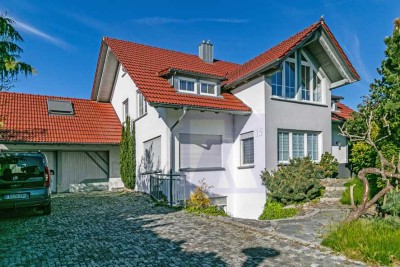 Wohlfühloase - Lichtdurchflutet wohnen in einer 4-Zimmer-DG-Wohnung