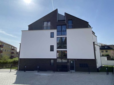 Neubau aus 2022: Hochwertige 2-Zimmer-Wohnung in zentraler Lage von Langenfeld