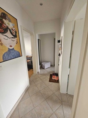 Stilvolle 3-Zimmer-Wohnung mit Terrasse und Garten