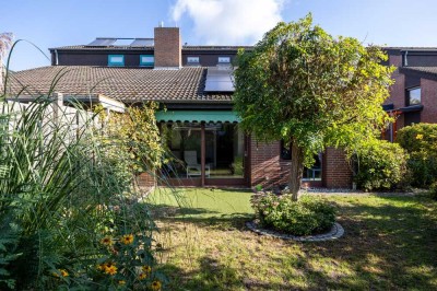 *** DHH mit GARTEN - PV ANLAGE - 5 ZIMMER - ruhige LAGE trotzdem schnell zur AUTOBAHN ***