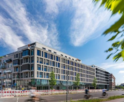 Schöner Neubau am Südkreuz sucht Nachmieter*in zum 01.08.2025