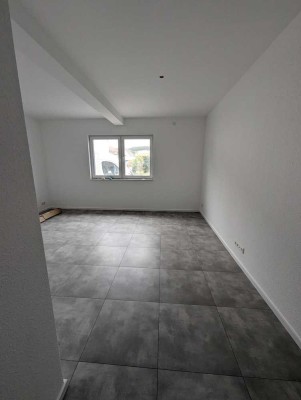 Bad Neuenahr, neu renovierte 3 Zimmer Wohnung ca. 98 m² Wohnfläche