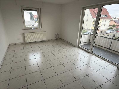 +++ MUTTERSTADT SOFORT BEZUGSFREI: 3 ZKB – ETW MIT BALKON IN KLEINER WOHNEINHEIT IN SCHÖNER LAGE +++