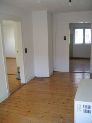 Schöne und gepflegte 3,5-Zimmer-Wohnung mit Balkon und Einbauküche in Kehl