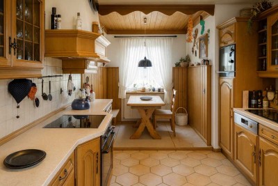 Ruhiggelegenes Zweifamilienhaus im Zittauer Gebirge ( Doppelhaushälfte )