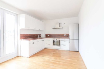 Luxuriöse Penthouse-Wohnung mit großer Dachterrasse, Ankleideraum und Tiefgaragenstellplatz