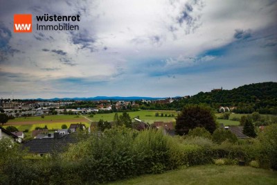 Fantastische Aussicht: Genießen Sie den unverbaubaren Weitblick aus erhöhter Lage