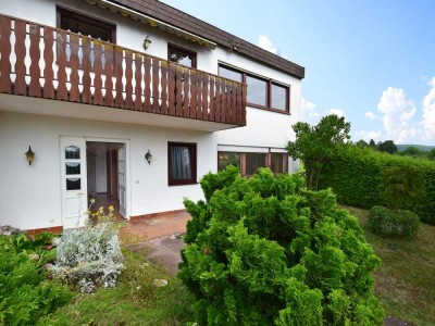 Wohnerlebnis im idyllischen Waldaschaff: Charmantes Haus mit Garten, Balkon und Doppelgarage