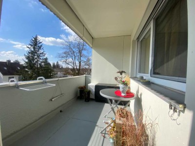 Renovierte 3 Zimmer Wohnung mit Südloggia in ruhiger Lage