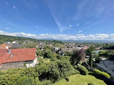 Traumhafte 3 Zimmer Wohnung mit herrlichem Weitblick