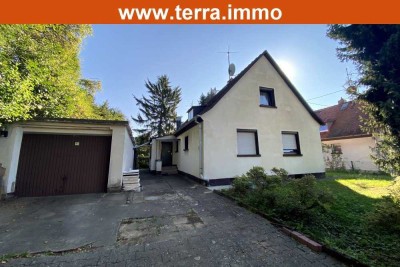 Haus (6 Zi.,möbliert) mit Garage, Stellplatz, Garten  - für Firmen!