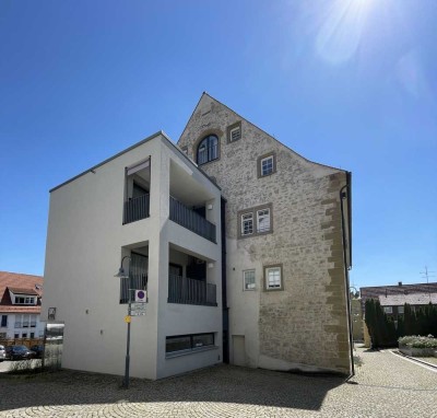 Altbau-Charme trifft modernen Komfort – 2-Zimmer-Wohnung in Remseck
