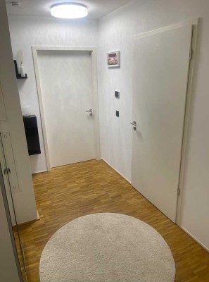 Stilvolle, neuwertige 3-Raum-Wohnung mit gehobener Innenausstattung mit Einbauküche in Rödermark