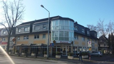 SCHÖNE HELLE 4 ZIMMER-WHG. MIT BALKON - Zentral nähe Stadion