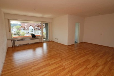 Großzügige 3,5 Zimmer Etagenwohnung mit Balkon in zentraler Wohnlage von Hattingen