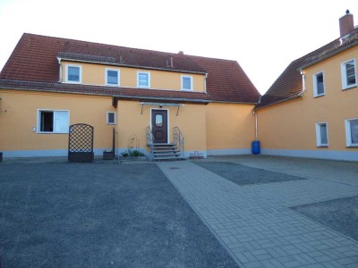 Freundliche 2-Zimmer-DG-Wohnung in Schildau
