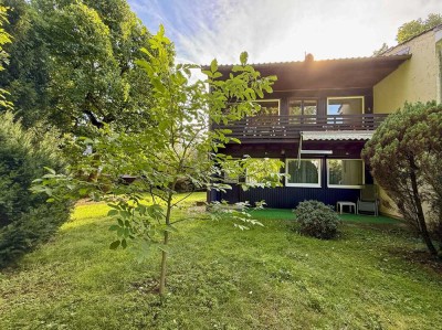 Charmantes Schwedenhaus mit Balkon, Garten und Souterrainwohnung!