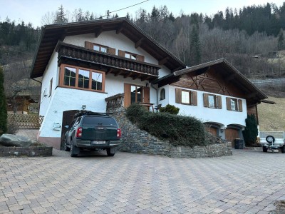 Traumhaftes Landhaus mit großem Grundstück und weiterer Bebauungsmöglichkeit zu verkaufen