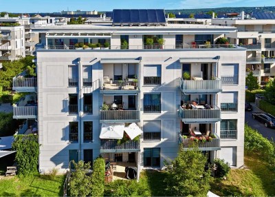 neuwertige Eigentumswohnung mit privatem Garten in Gartenstadt Strießen