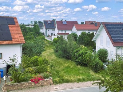 Neubau-Erstbezug: Wohnung mit Blick ins Grüne – energieeffizient & familienfreundlich