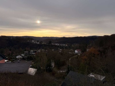 Vermietetes Zweifamilienhaus für Mehrgenerationenwohnen in Top Lage