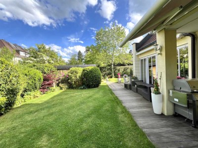 Provisionsfrei von Privat, große DHH, uneinsehbarer schöner Garten, Privatsphäre, exclusive Lage