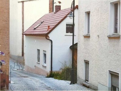 Charmantes Reihenmittelhaus mit 5 Zimmern in Schwandorf