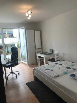 Schönes Studentenapartment in günstiger Lage zwischen Universität und Bahnhof mit Balkon