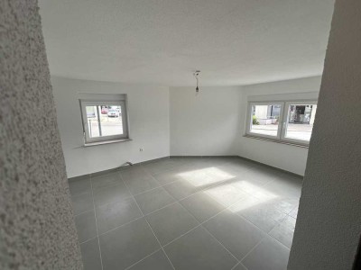 Moderne 2-Zimmer-Wohnung im EG – mit Essbereich, Waschraum & barrierefreiem Zugang