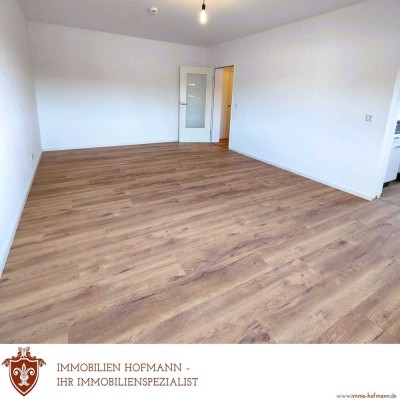*** Voll möbeliertes 1-Zimmer-Apartment mit Garagenstellplatz ***