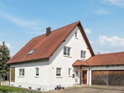 Einfamilienhaus in Burgau mit Wohnrecht - aktuell kein Eigenbezug möglich